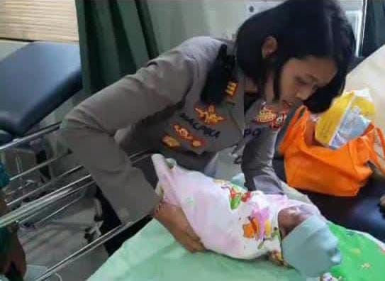 podiumnews.com-Siswi SMK Temukan Bayi di Pura Taman Sari